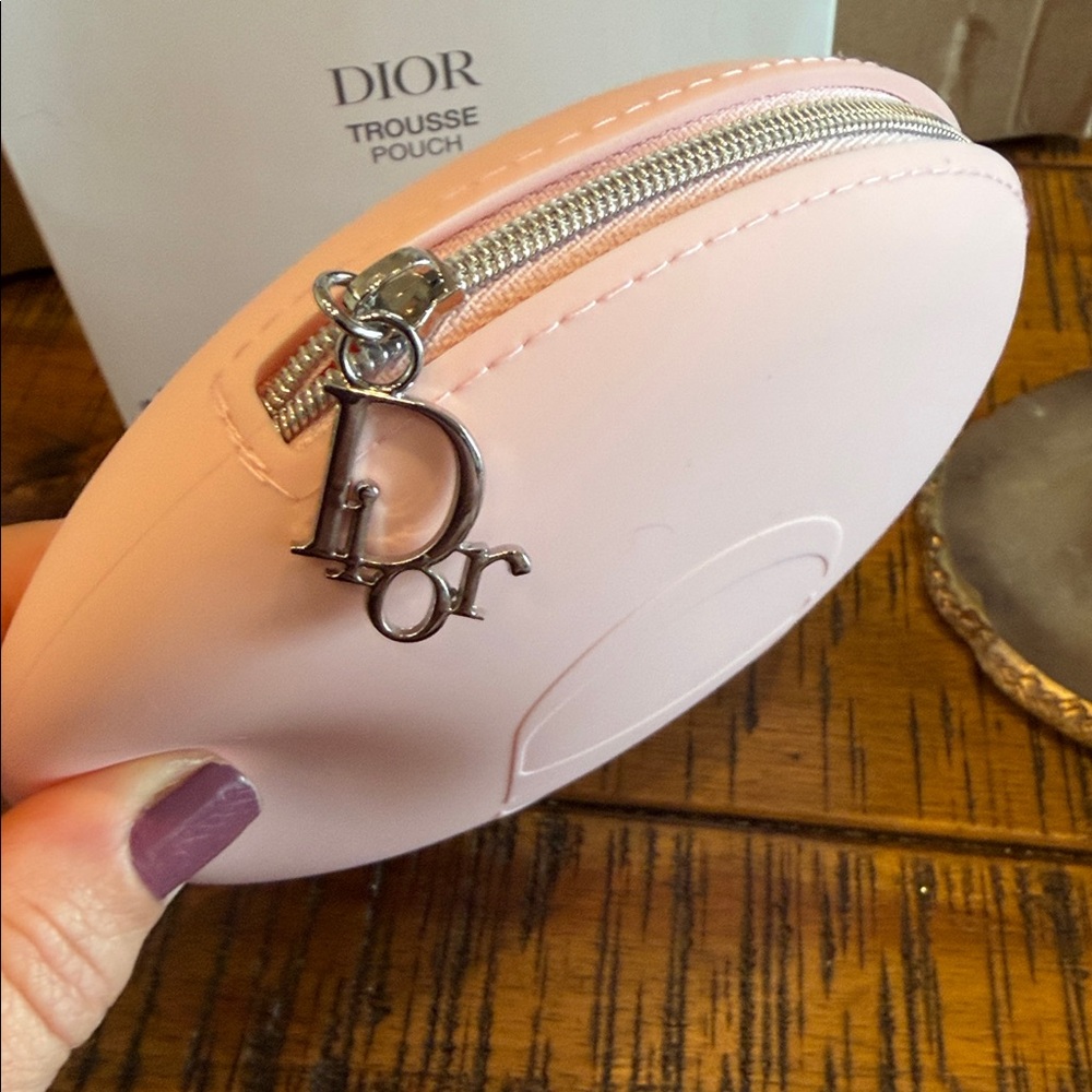Dior round 2025 jelly style pouch/bag with free pearls straps and adapters - Picture 12 of 17